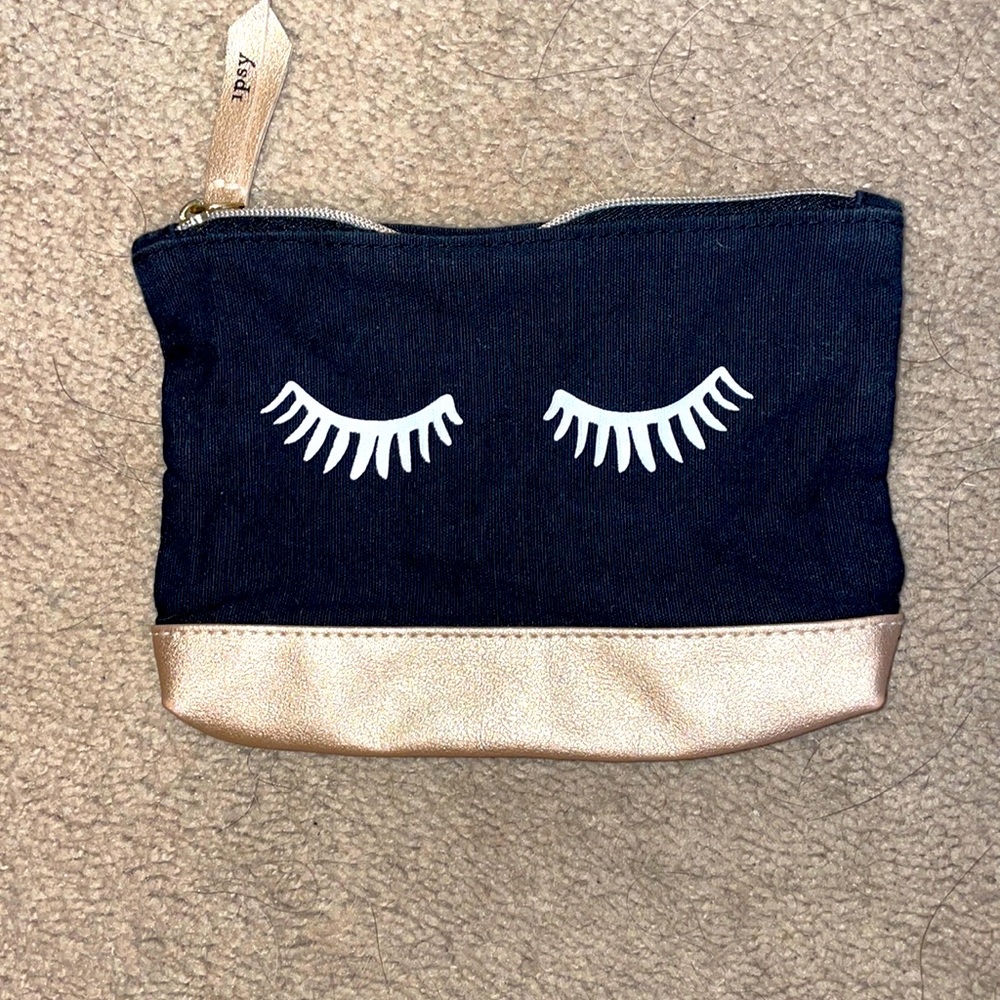 👁👁Ipsy Travel Size Make Up Bag